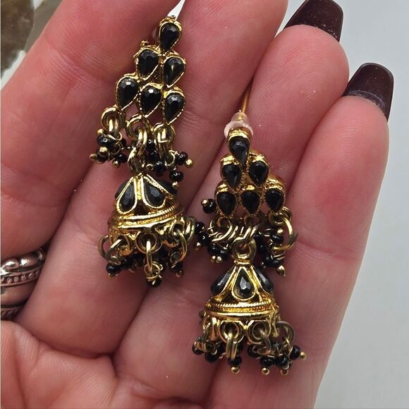 "5/$25" Antique Gold Finish Black Bali Bead Dangle Post Earrings - Picture 1 of 6